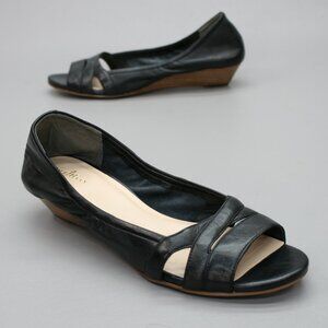 Cole Haan Ladies 9.5 Amari NikeAir Black Leather Open-toe Wedge Pump Heels Shoes